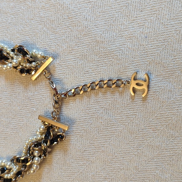 CHANEL Pearl Leather Chain Choker Necklace - Picture 4 of 6